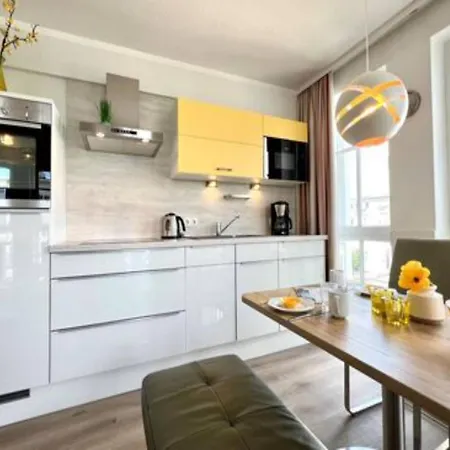 Apartment With Balcony And Ahoi Discount Sellin (Rugen)